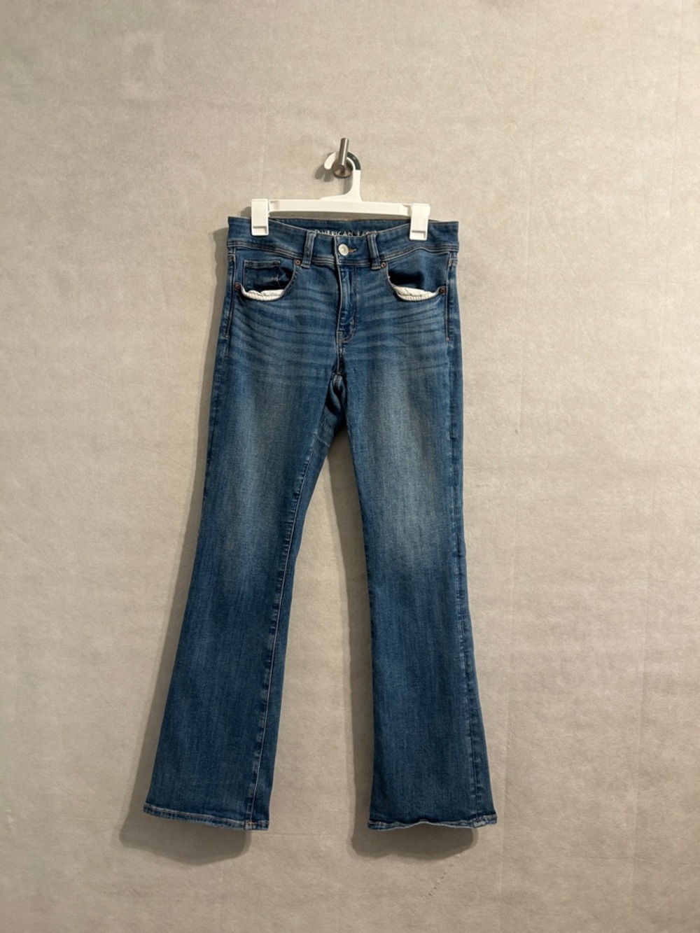 American Eagle Ne(X)T Level Low-Rise Kick Bootcut Jean Womens size 8 regular
